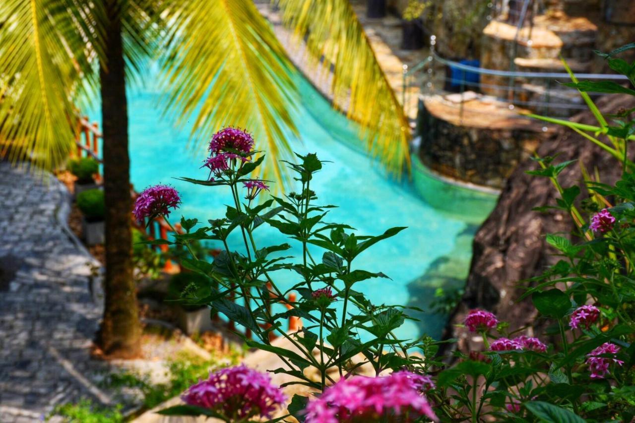 Udf Nature Villa Канди Екстериор снимка